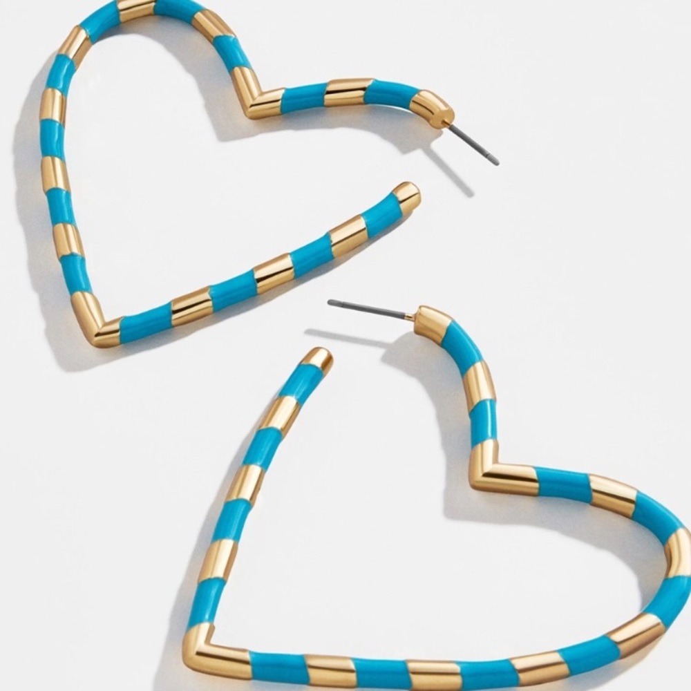 💙 2/$24 Blue Heart Hoops 💙
